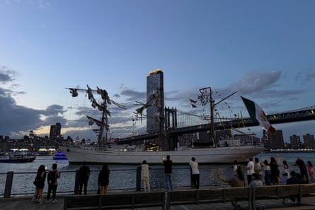 Damaged Mexican Navy ship near the Brooklyn Bridge after the collision.