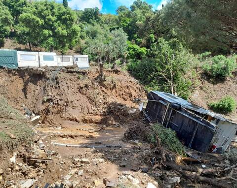 Vue aérienne des dégâts causés par les intempéries à Le Lavandou