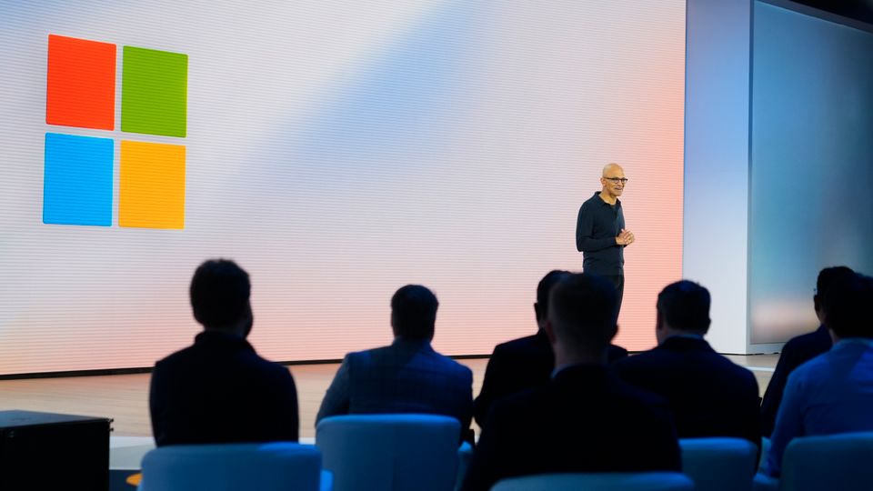 Microsoft, Palästina und die Debatte um Zensur: Was aktuell passiert